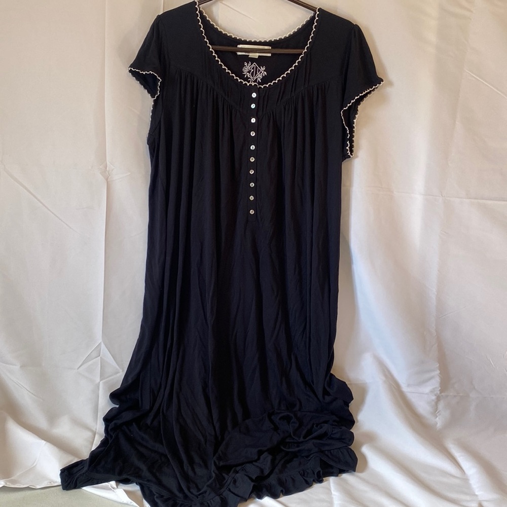 EILEEN WEST vintage night gown size L